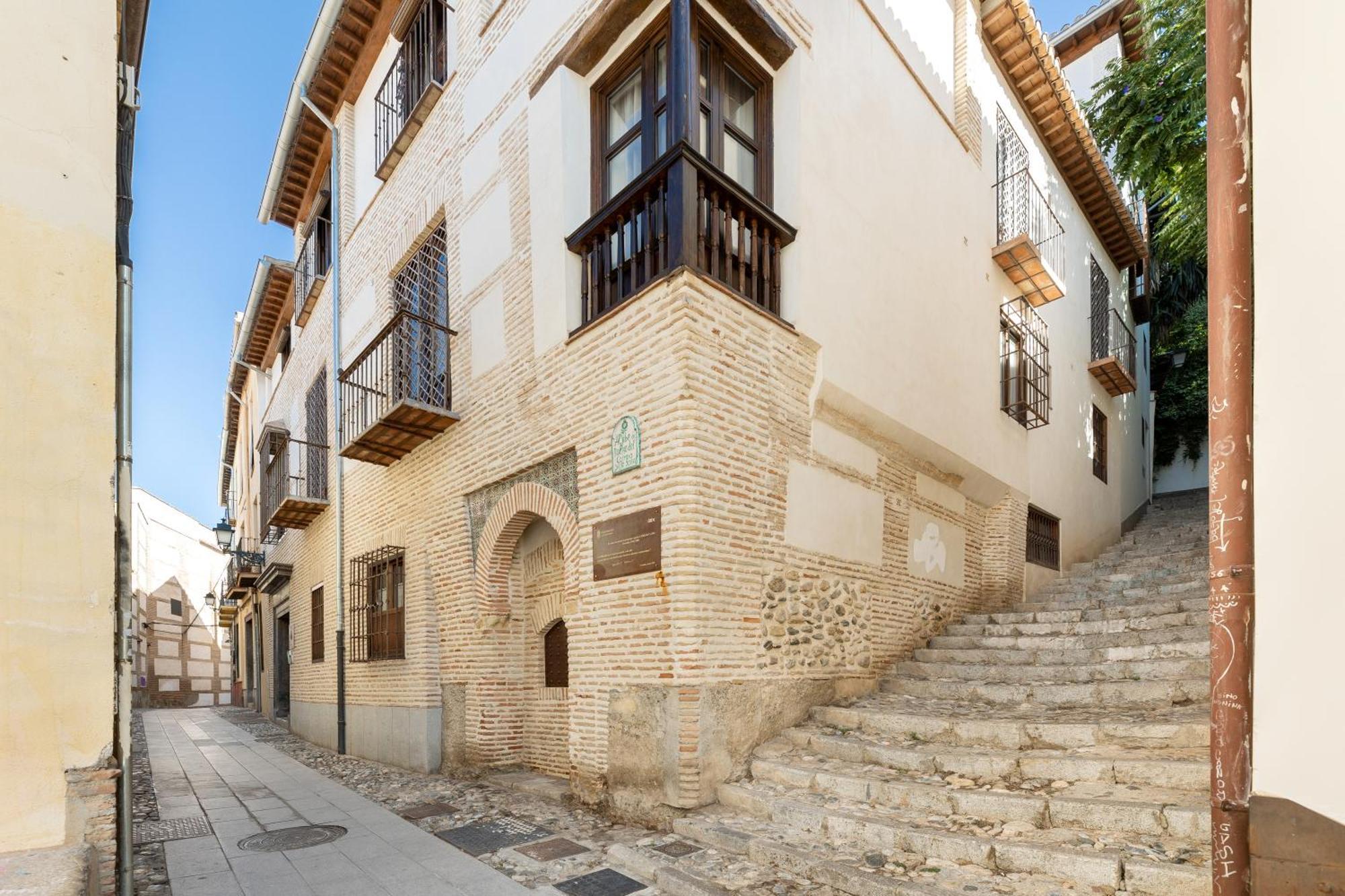 Apartamentos En Pleno Centro, Aljibe Rodrigo Del Campo 1C Granada Luaran gambar